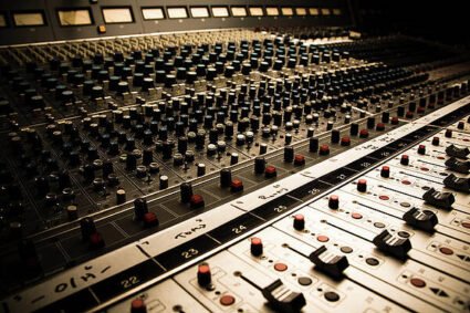 Mixing desk